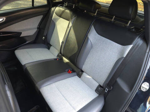 2023 Volkswagen ID.4 Pro