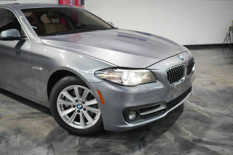2015 BMW 5 Series 528i