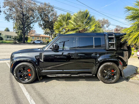 2023 Land Rover Defender 110 SE
