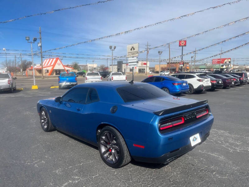 2022 Dodge Challenger