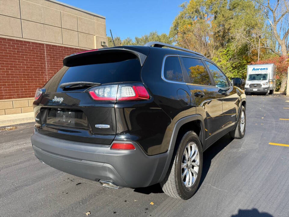 2019 Jeep Cherokee for sale at Deals & Trades in Aurora, IL