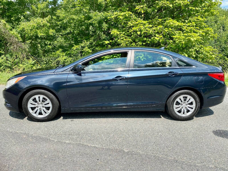 2011 Hyundai Sonata for sale at Used Cars of Fairfax LLC in Woodbridge VA
