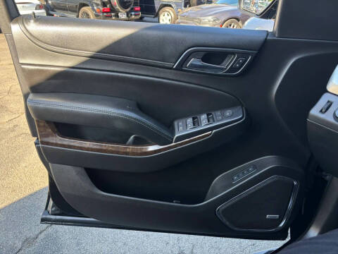 2017 Chevrolet Suburban LT