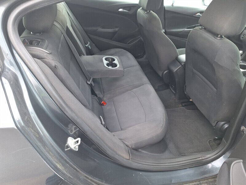 2018 Chevrolet Cruze LT Auto
