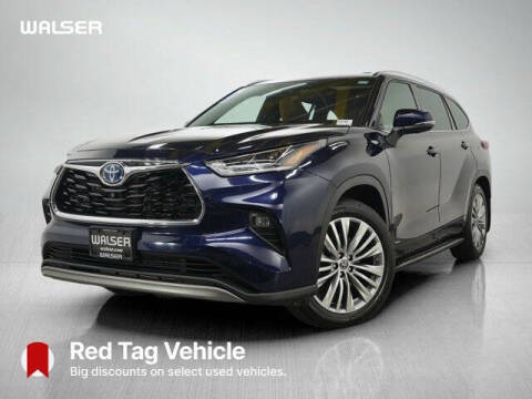 2023 Toyota Highlander Hybrid Platinum
