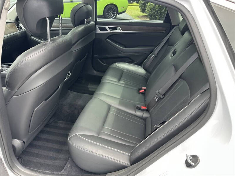2016 Hyundai Genesis