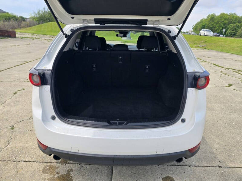 2017 Mazda CX-5 Sport