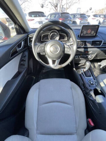 2016 Mazda MAZDA3 i Touring