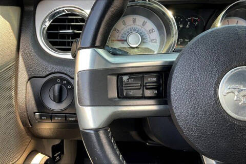 2010 Ford Mustang V6