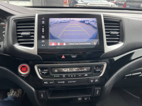 2017 Honda Ridgeline Black Edition