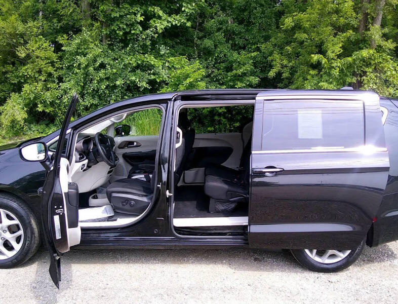 2018 Chrysler Pacifica Touring Plus