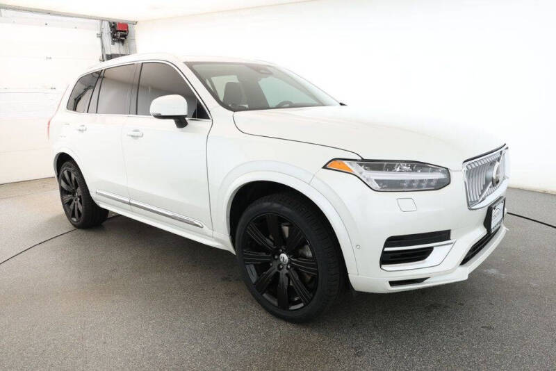 2024 Volvo XC90 Recharge T8 Plus Bright Theme 6P