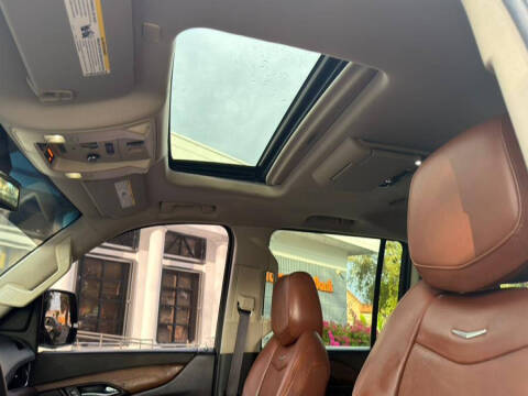 2017 Cadillac Escalade ESV Premium Luxury