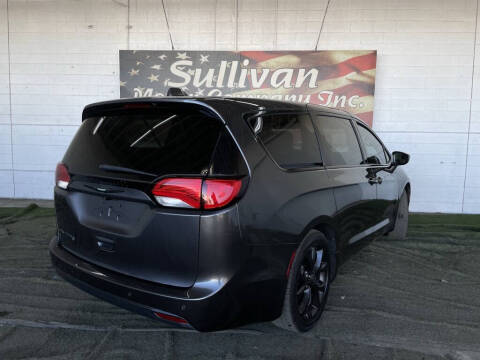 2018 Chrysler Pacifica Touring Plus