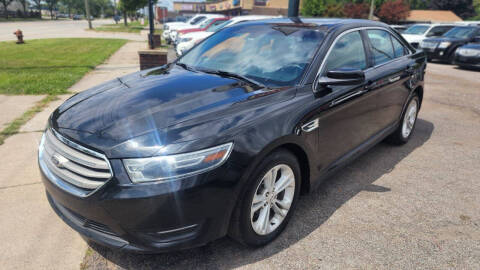 2015 Ford Taurus SEL