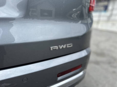 2020 GMC Acadia Denali