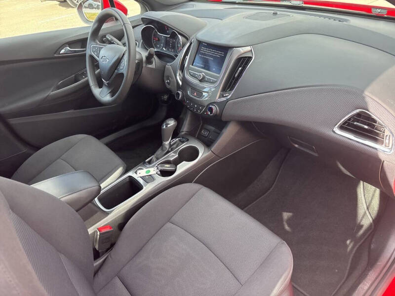 2019 Chevrolet Cruze LT