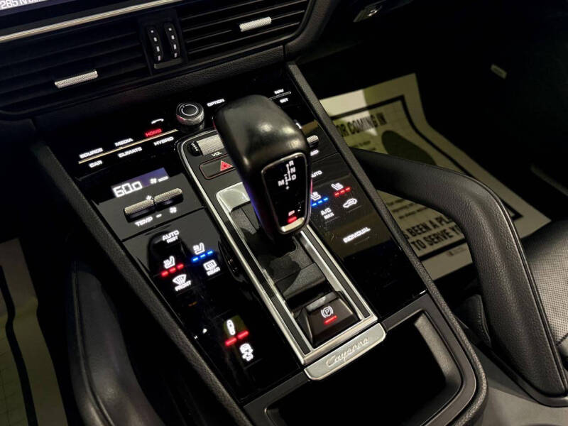 2021 Porsche Cayenne E-Hybrid