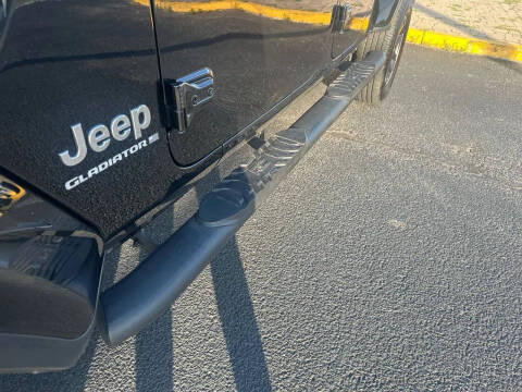 2023 Jeep Gladiator Overland