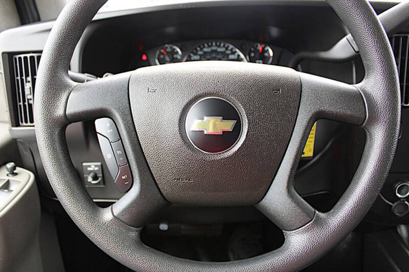 2024 Chevrolet Express 2500