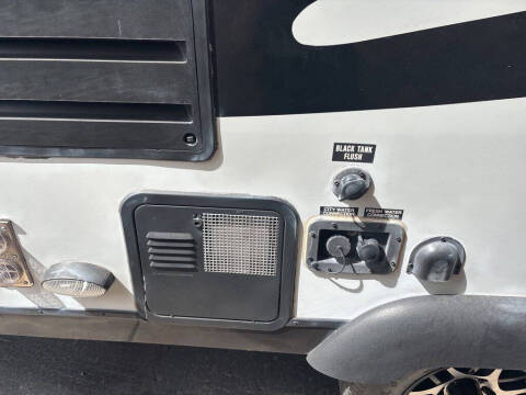 2020 Weekend Warrior SS1900