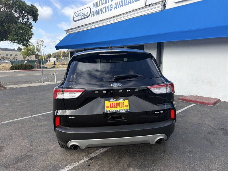 2022 Ford Escape SE
