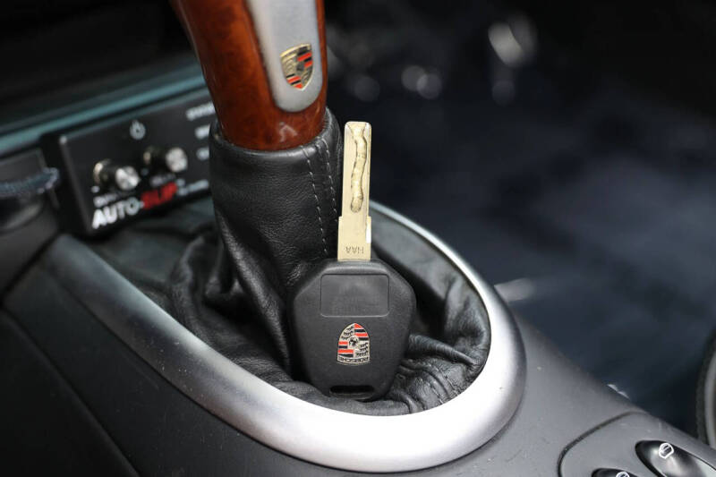 2003 Porsche 911
