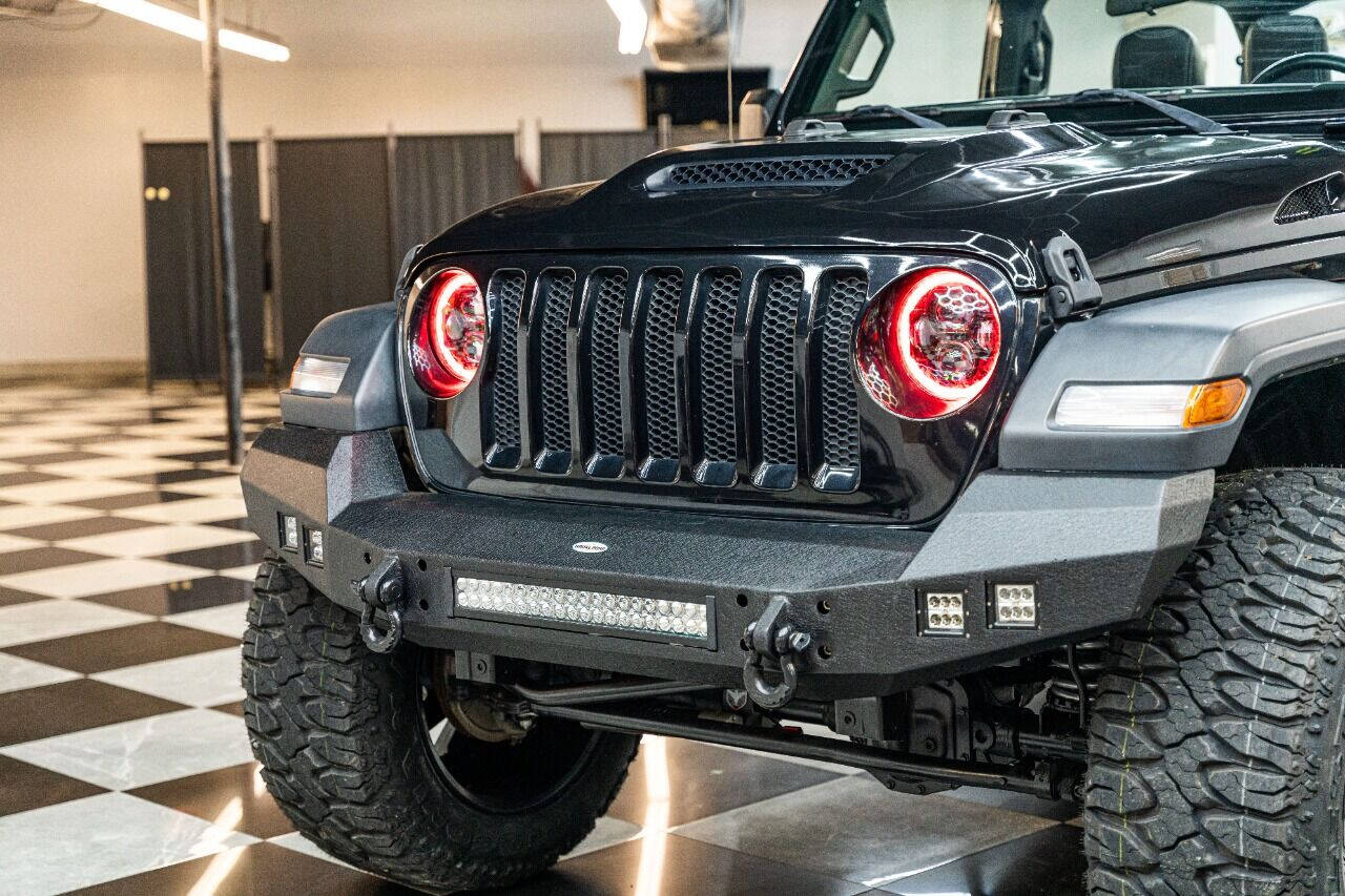 2018 JEEP Wrangler SUV / Crossover - $44,999
