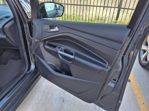 2017 Ford C-MAX Hybrid SE