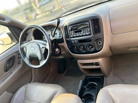 2001 Ford Escape XLT