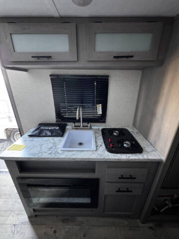 2023 Keystone RV COLEMAN LANTERN