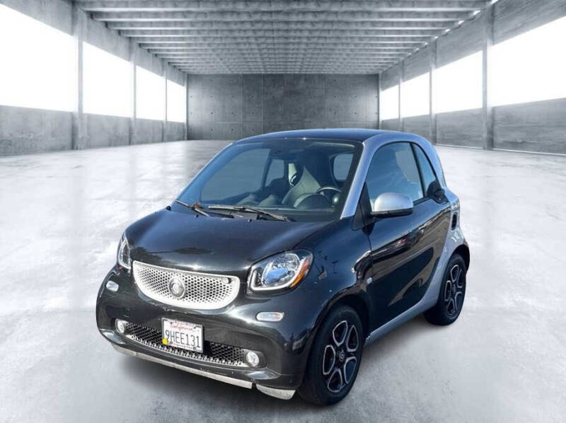 2017 smart fortwo prime's photo