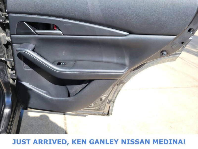 2022 Mazda CX-30 2.5 S Select