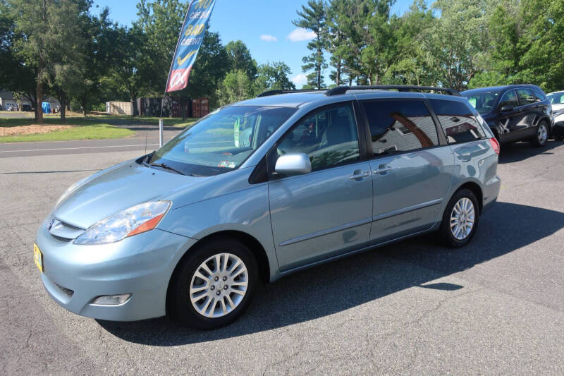 2008 Toyota Sienna XLE