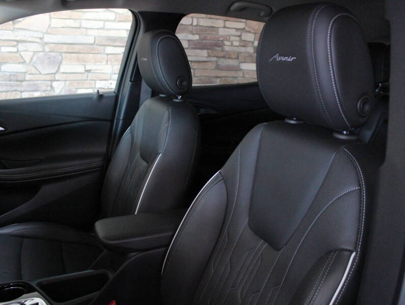 2024 Buick Encore GX Avenir