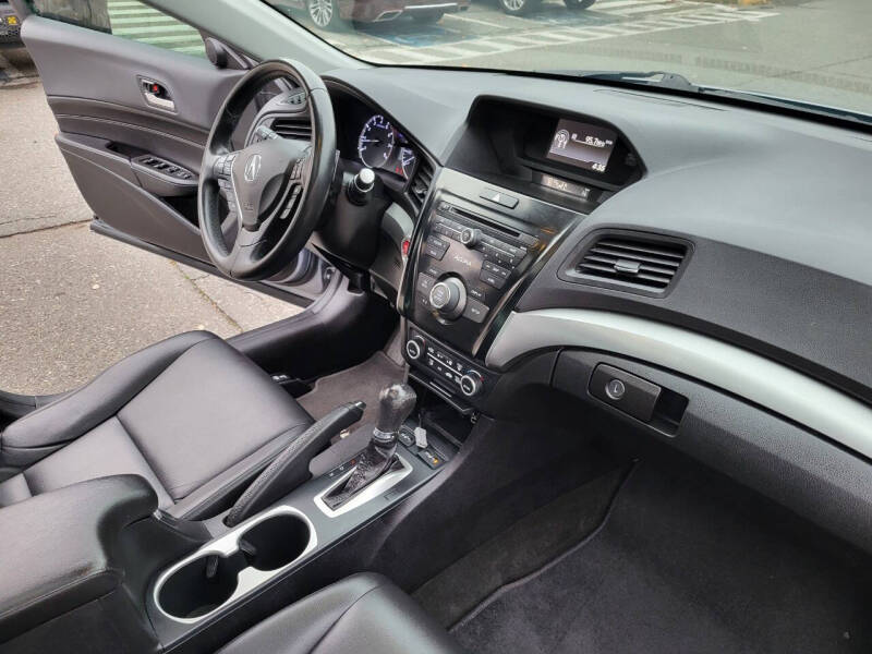 2016 Acura ILX w/AcuraWatch