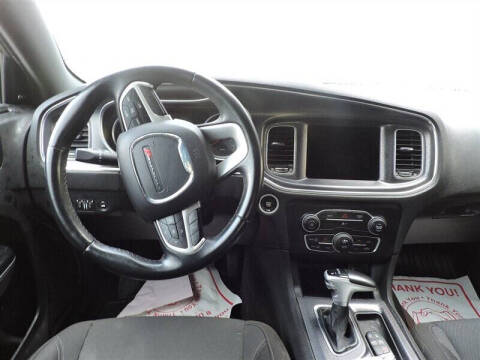 2017 Dodge Charger SXT