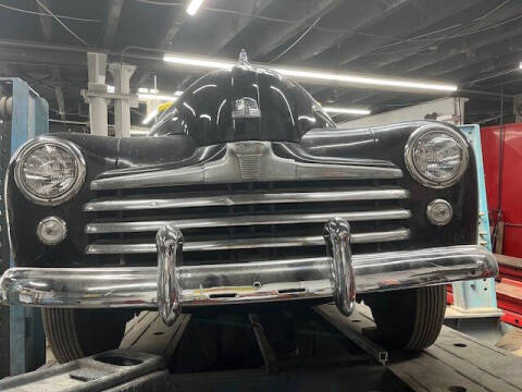 1948 Ford Super Deluxe