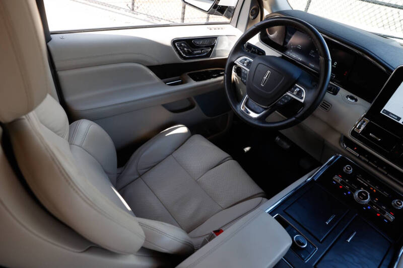 2021 Lincoln Navigator L Reserve