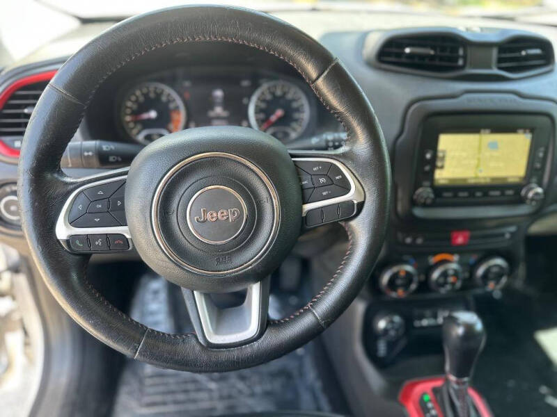 2015 Jeep Renegade Trailhawk