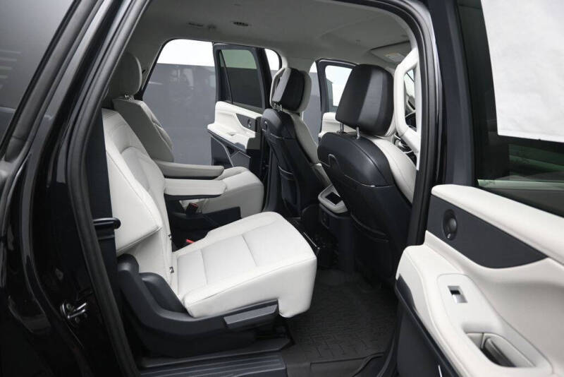 2026 Lincoln Navigator L Premiere