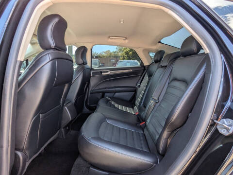 2018 Ford Fusion SE