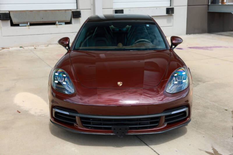 2019 Porsche Panamera