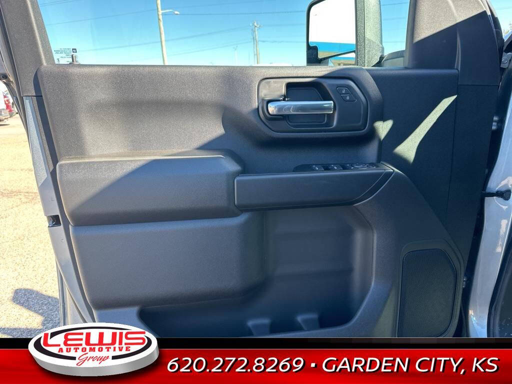 2025 Chevrolet Silverado 2500HD for sale at Lewis Chevrolet of Garden City in Garden City, KS