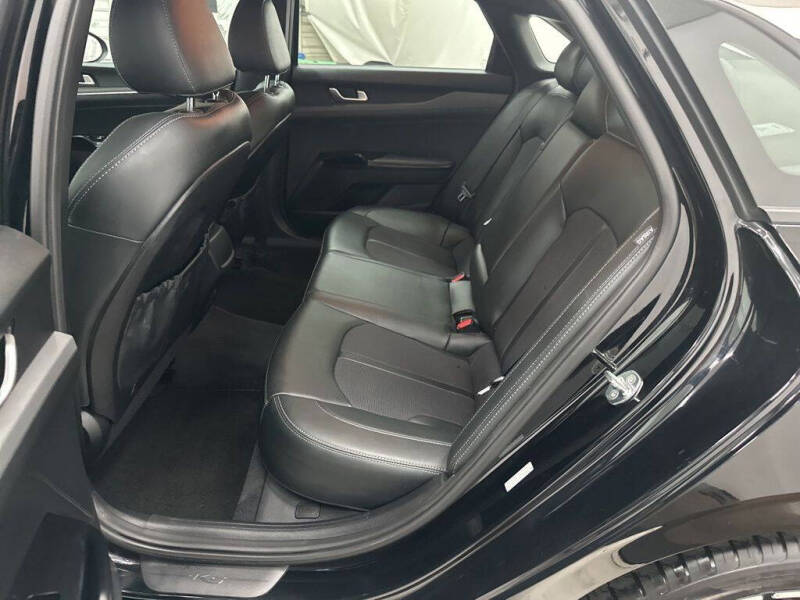 2022 Kia K5