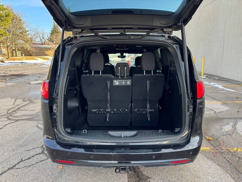 2019 Chrysler Pacifica Touring Plus