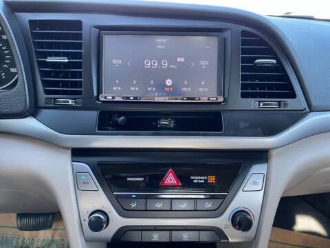 2017 Hyundai Elantra