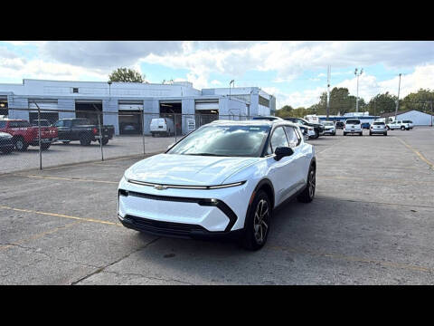 2026 Chevrolet Equinox EV LT 2