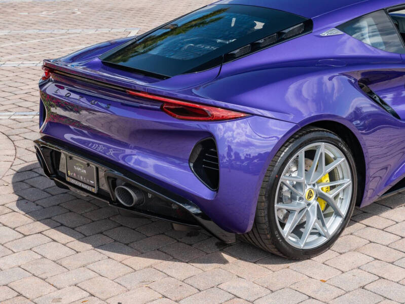 2026 Lotus Emira V6 SE