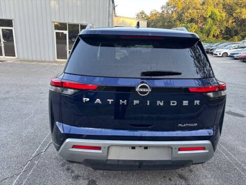 2022 Nissan Pathfinder Platinum